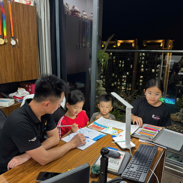 Tư thế ngồi học ảnh hưởng đến chiều cao - Dược sĩ Thắng