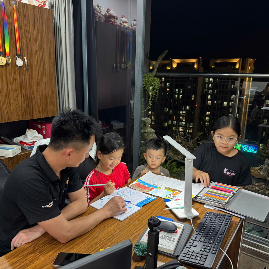 Tư thế ngồi học ảnh hưởng đến chiều cao - Dược sĩ Thắng